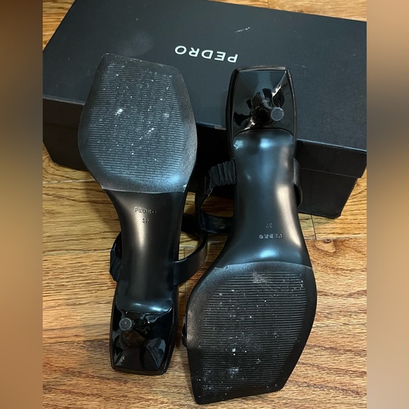 Pedro Strappy Toe Loop Heel Sandals - Picture 4 of 5